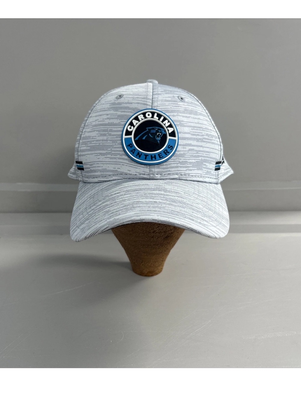 Carolina Panthers New Era 39Thirty NFL Sidelines Hat Cap Fitted Gray Size Med/Lg